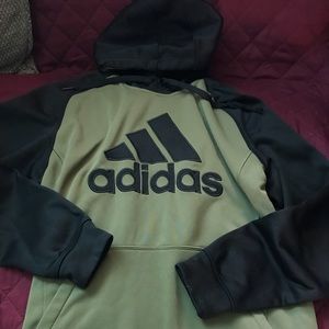 Addidas sweater